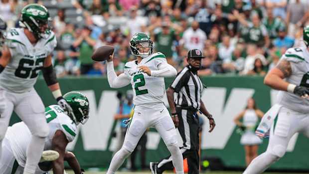 Jets QB Zach Wilson throws pass
